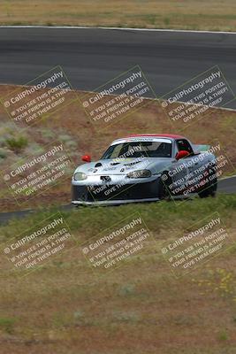 media/May-04-2024-Lucky Dog Racing (Sat) [[d39539b3f3]]/Race Pics/1015am (Turn 2)/